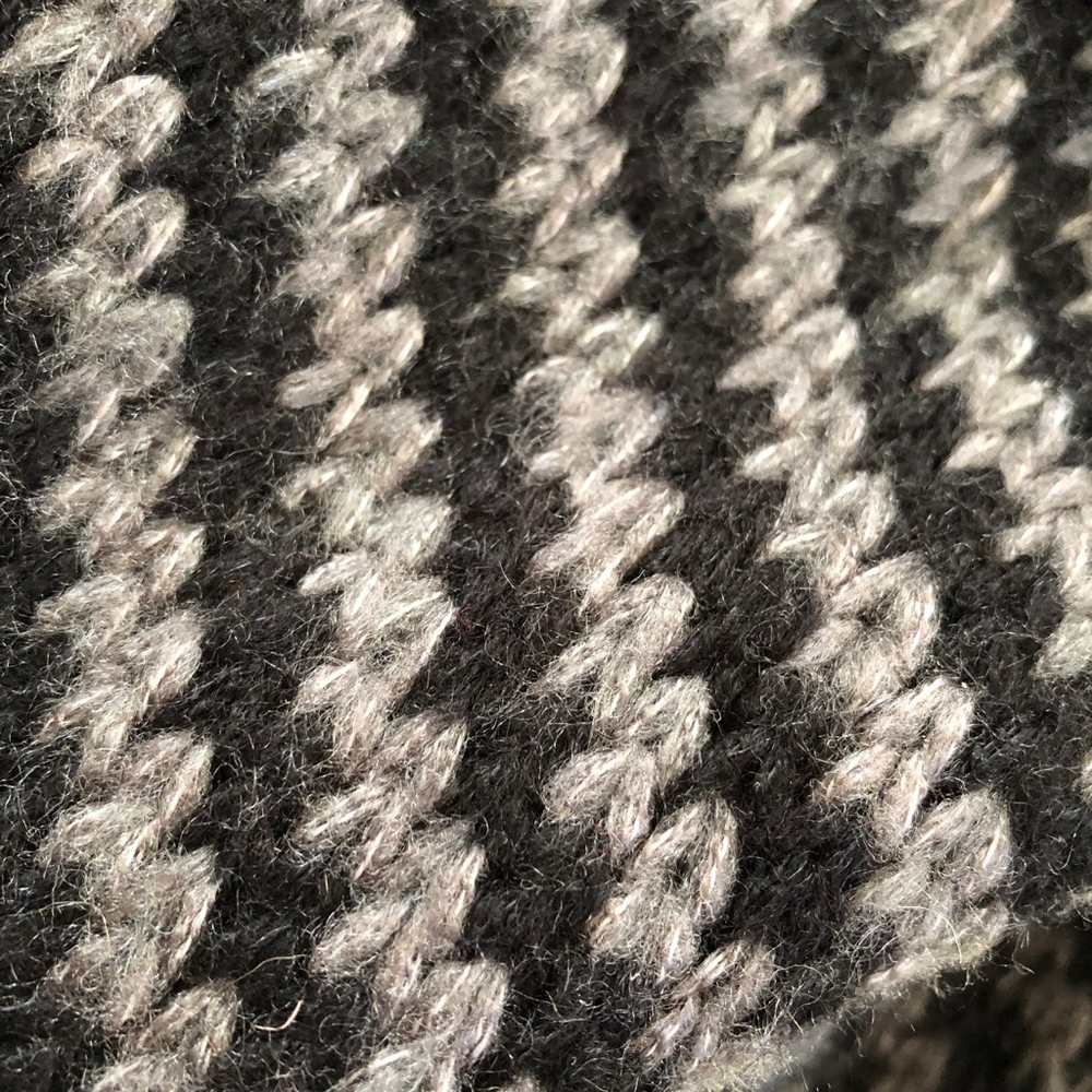 Gap Gray/Black Patterned Cowl Sweater Cape - image 7